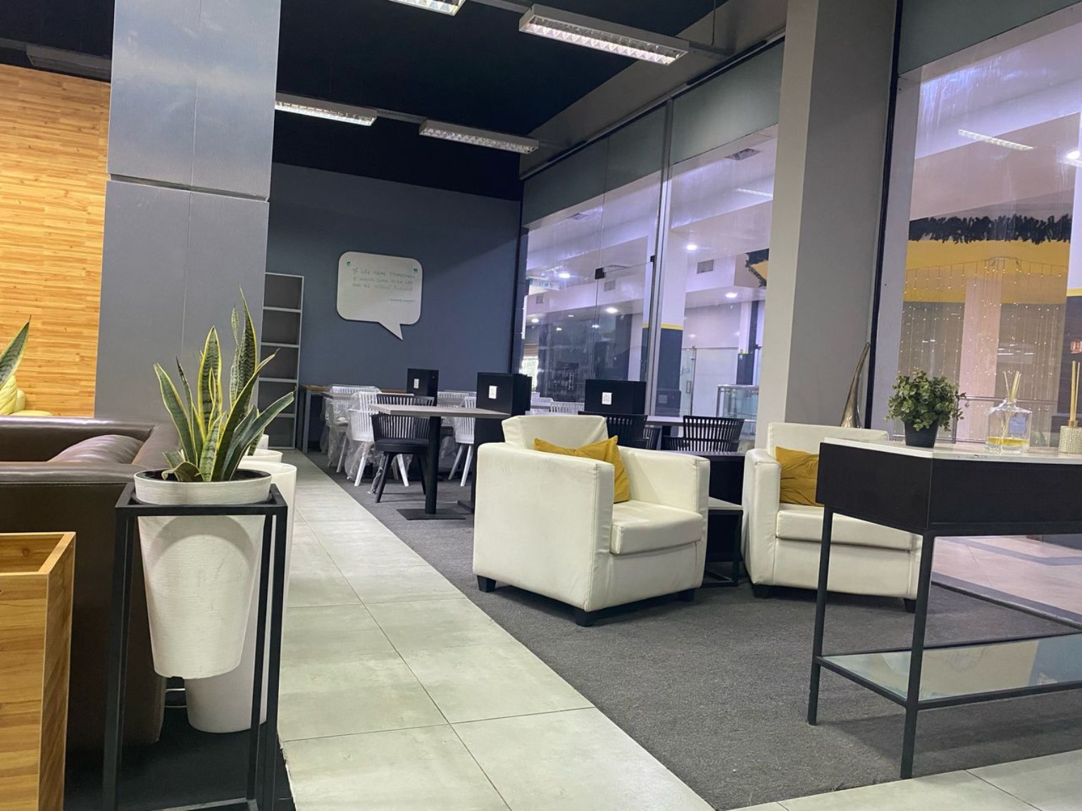 DuloWork Onikan business lounge
